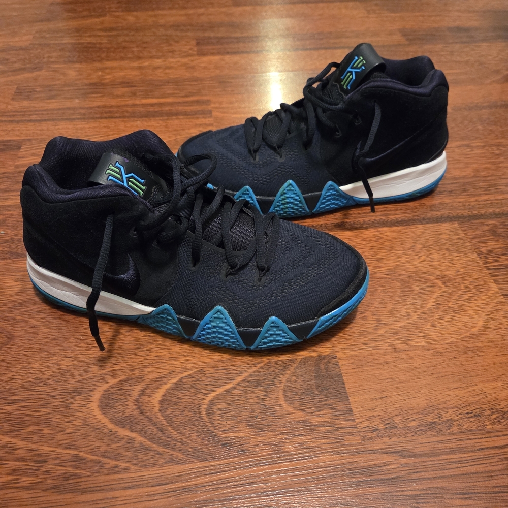 Kids- Nike Kyrie 4 Think Twice Dark Obsidian Blue